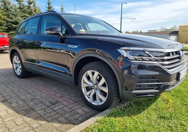 volkswagen touareg Volkswagen Touareg cena 227550 przebieg: 144136, rok produkcji 2019 z Tychy